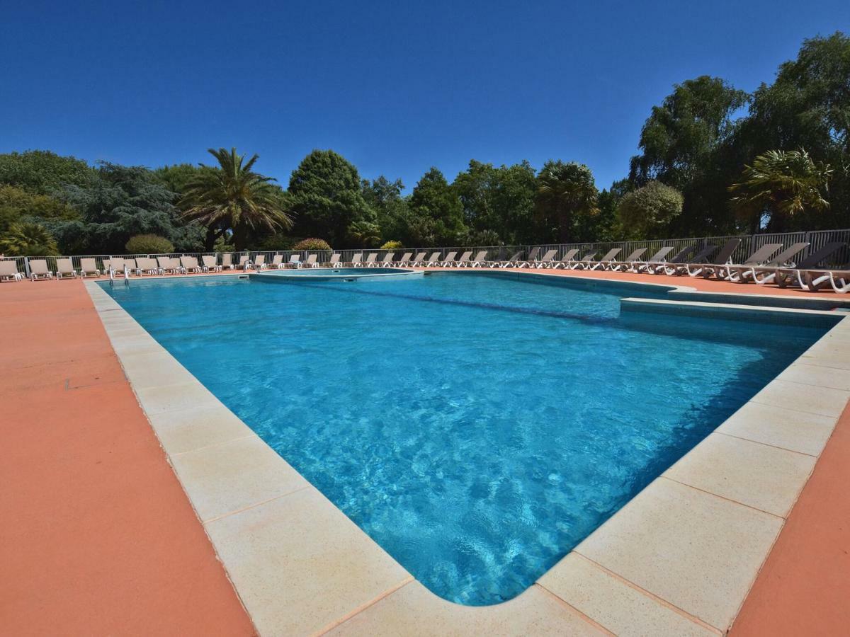 Beautiful Flat With Pool In Moliets Et Maa Apartment Exterior photo